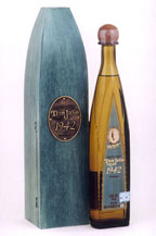 don julio tequila 1942 añejo with cedar box