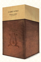cabo uno - tequila añejo reserva - presentation box