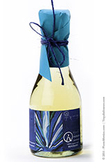 Nicksan Tequila - Reposado - 2014 bottle presentation